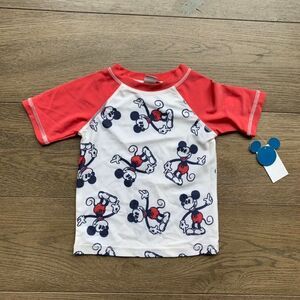 Nwt disney x junk food Mickey Mouse red Cream rash guard size 3T SPF UPF 50+